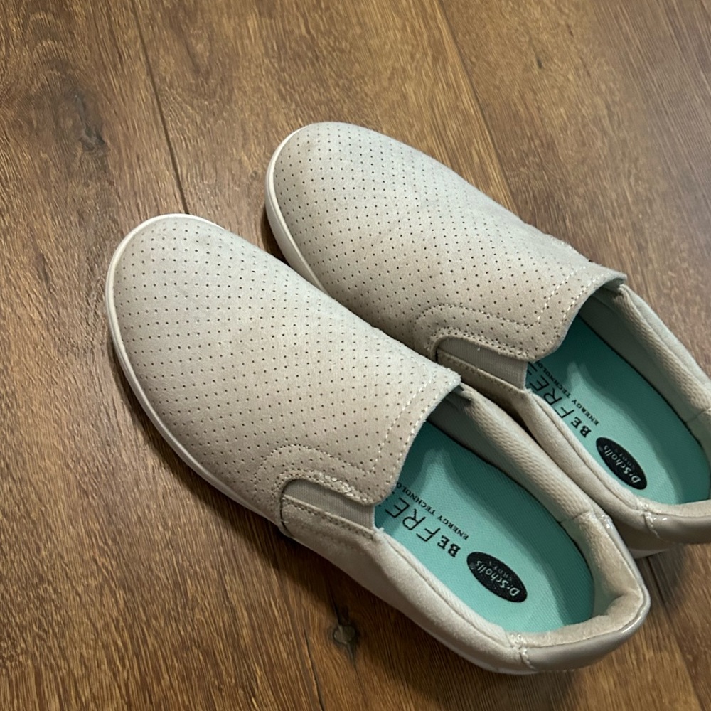 Dr Scholls’ slip on women’s shoes